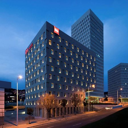 Hotel Ibis Barcelona Santa Coloma Santa Coloma de Gramanet Esterno foto