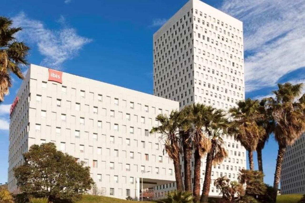 Hotel Ibis Barcelona Santa Coloma Santa Coloma de Gramanet Esterno foto