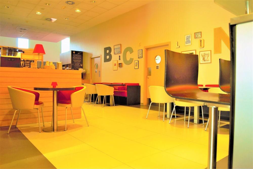 Hotel Ibis Barcelona Santa Coloma Santa Coloma de Gramanet Esterno foto