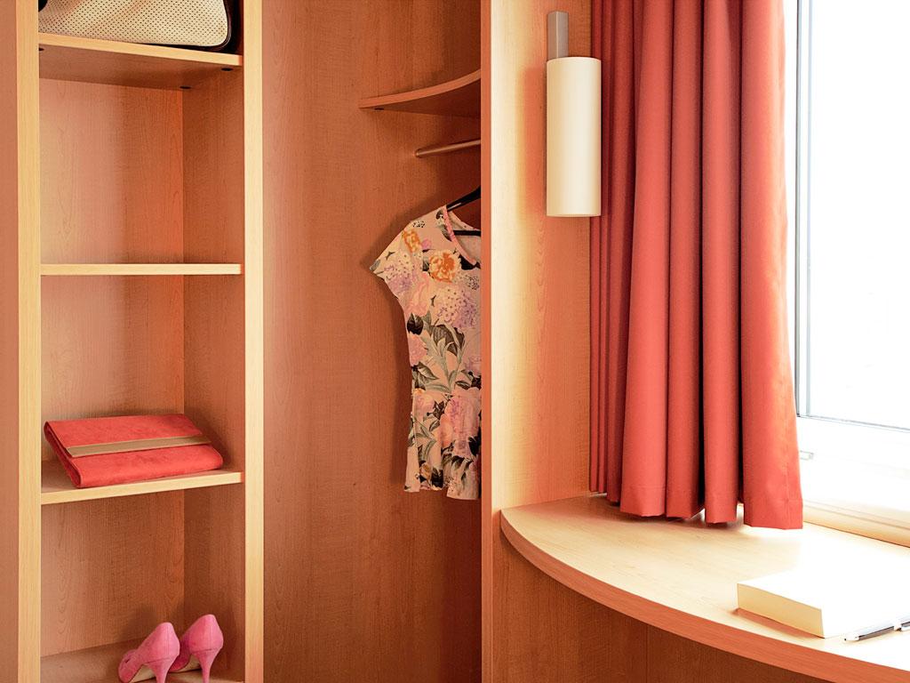 Hotel Ibis Barcelona Santa Coloma Santa Coloma de Gramanet Esterno foto
