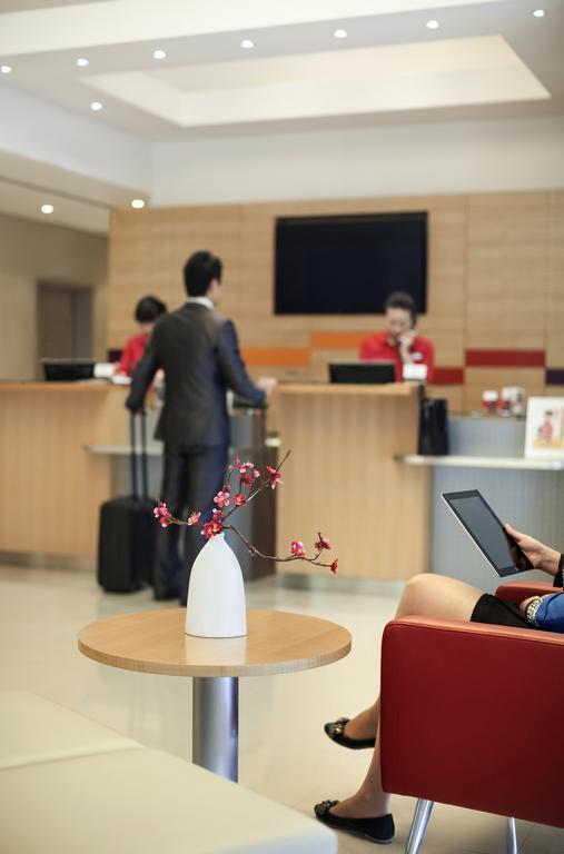 Hotel Ibis Barcelona Santa Coloma Santa Coloma de Gramanet Esterno foto