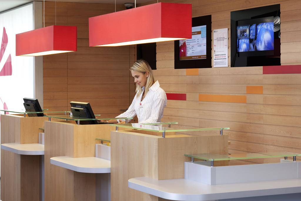 Hotel Ibis Barcelona Santa Coloma Santa Coloma de Gramanet Esterno foto